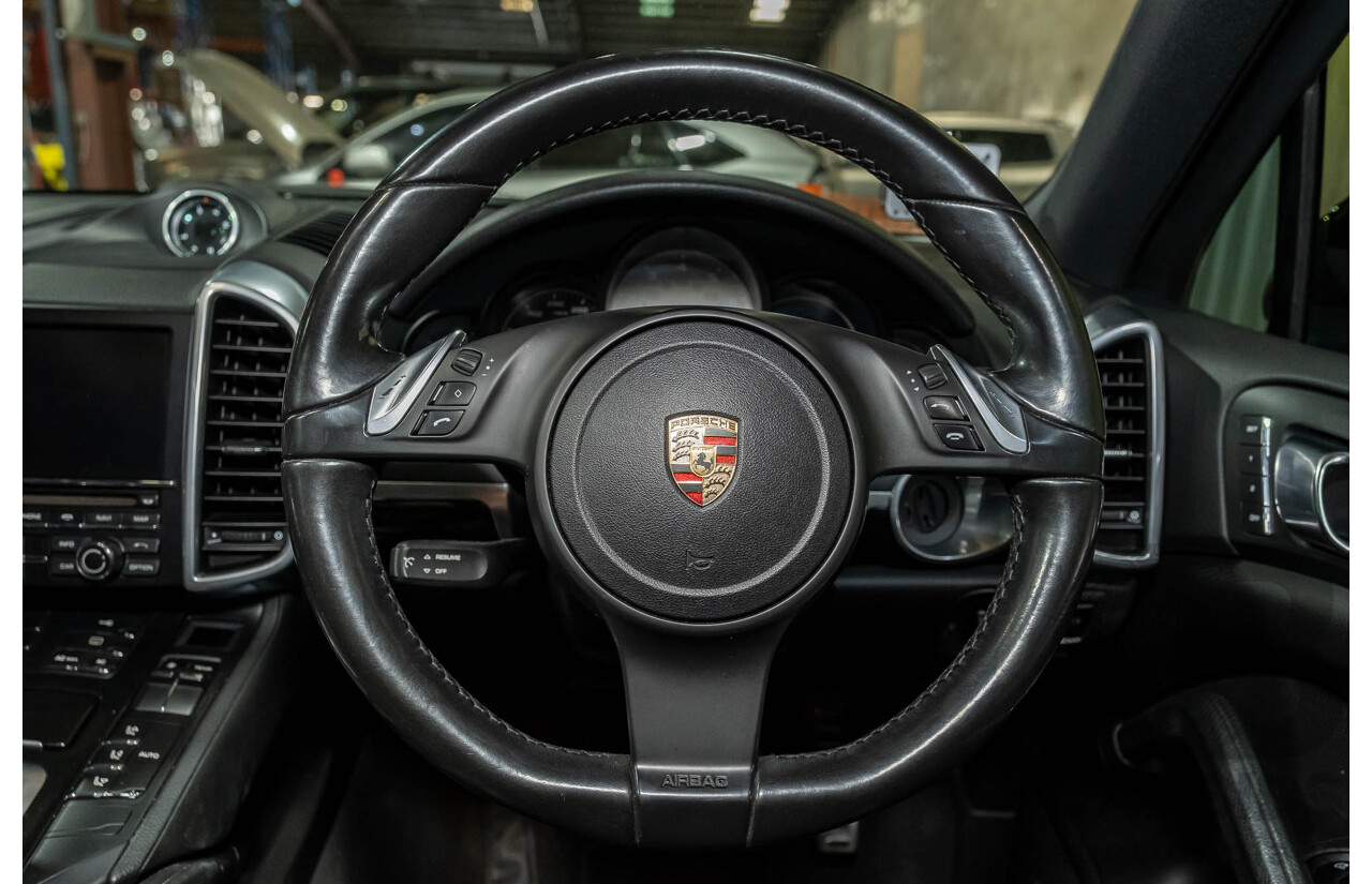 1/2011 Porsche Cayenne S 4d Wagon Metallic Black V8 4.8L