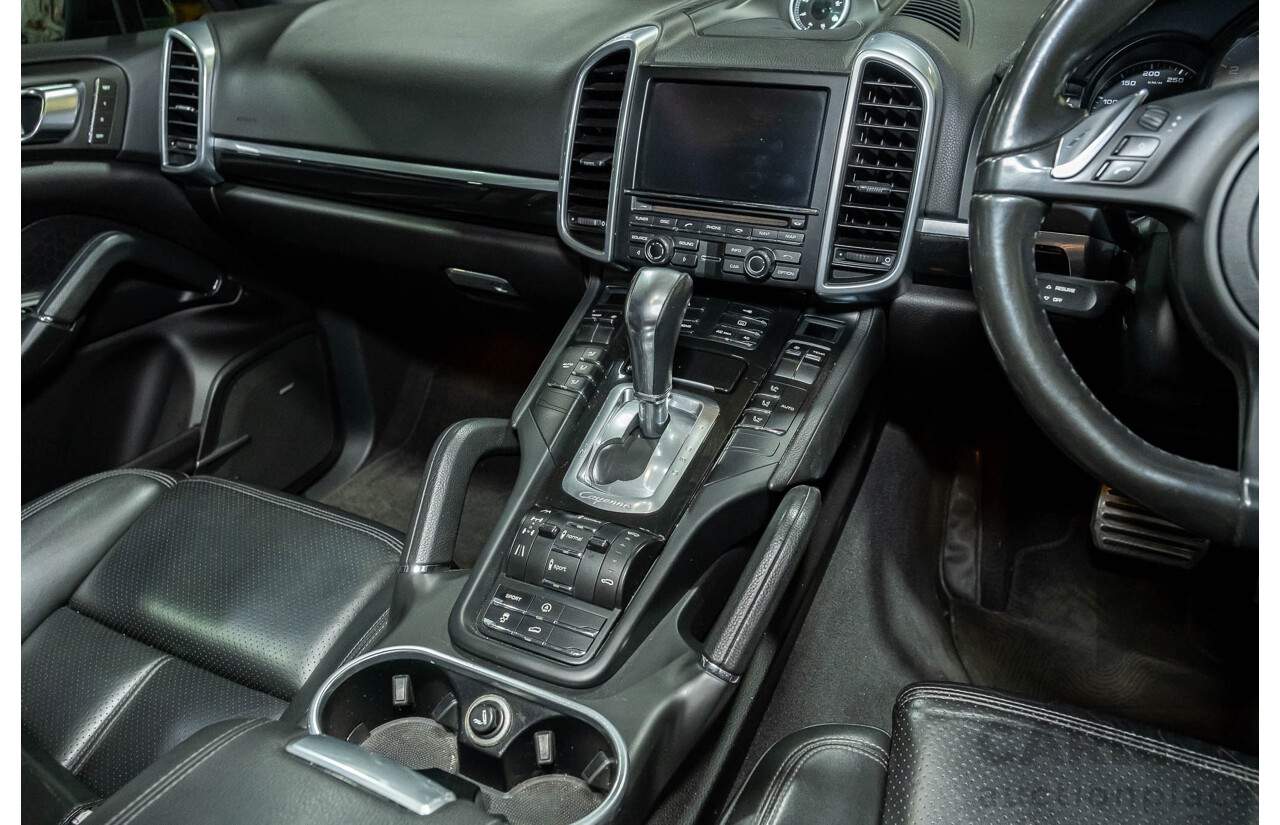 1/2011 Porsche Cayenne S 4d Wagon Metallic Black V8 4.8L