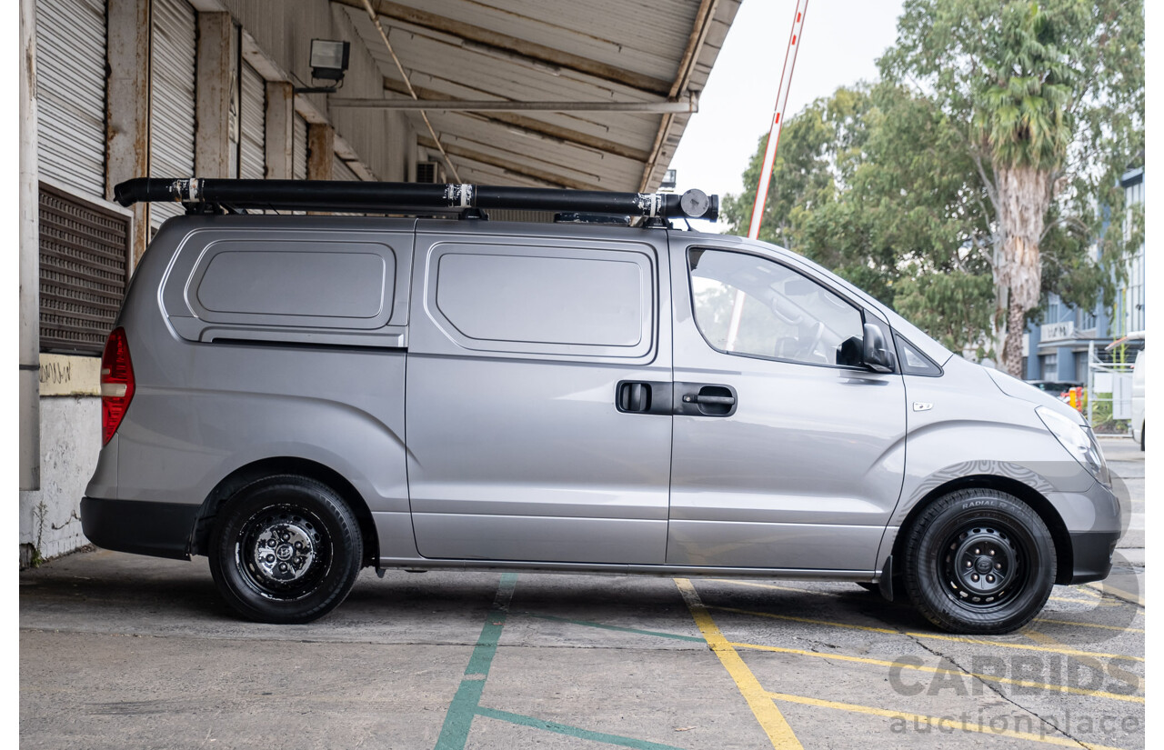 1/2011 Hyundai iLoad TQ 4d Van Silver Turbo Diesel 2.5L - Campervan