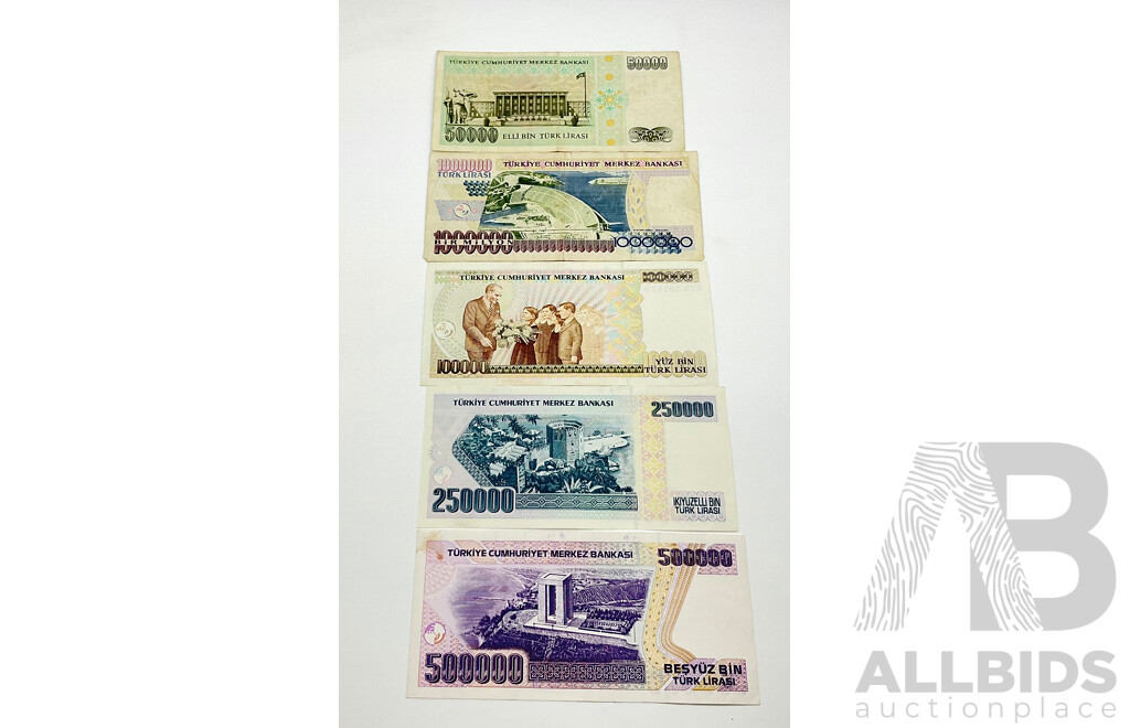Five Turkish bank notes.