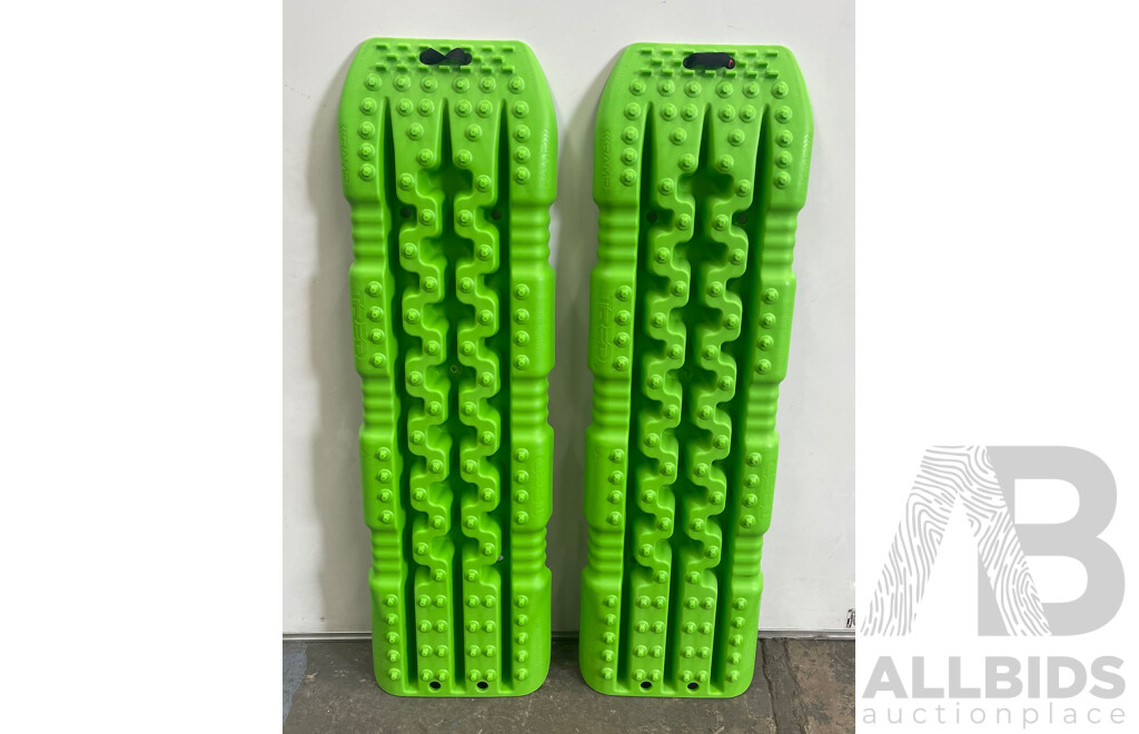 Tred 4x4 Recovery Tracks - Set of Two