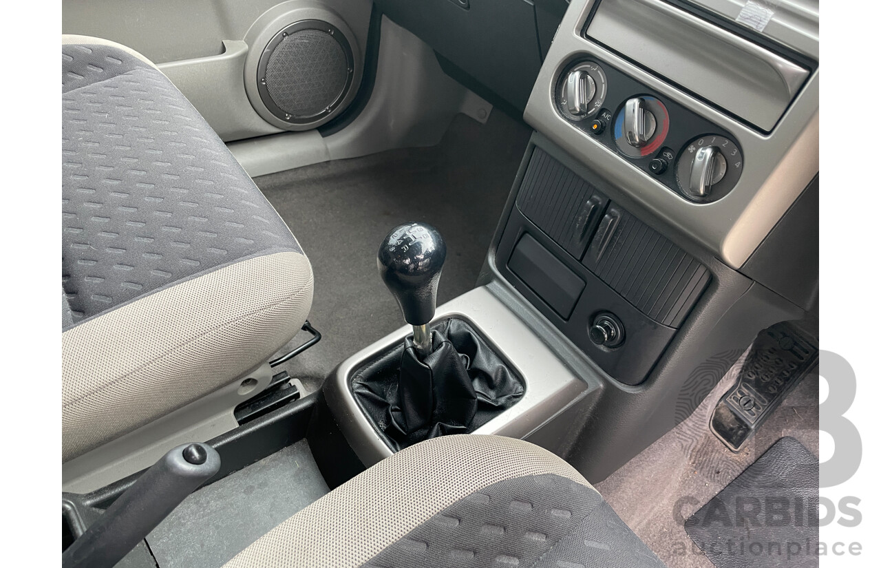 4/2006 Nissan X-Trail ST-S  (4x4) T30 MY06 4d Wagon Silver 2.5L