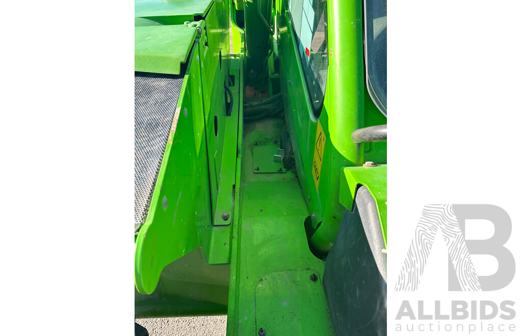 2016 MERLO Telehandler with Rotator Attachment
