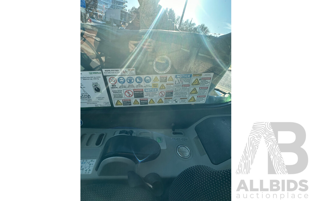 2016 MERLO Telehandler with Rotator Attachment