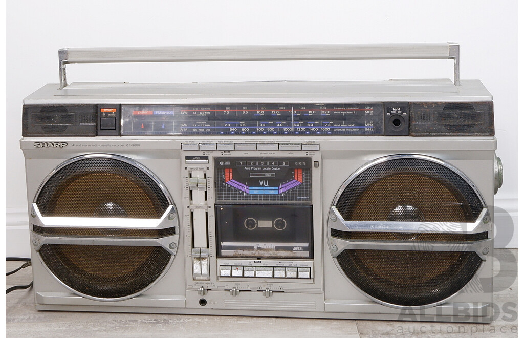 Vintage Sharp GF-9000 Four Way Speaker Boom Box