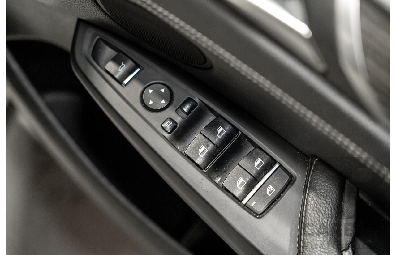 10/2015 BMW X4 Xdrive 20i M-Sport F26 MY15 5d Coupe White Turbo 2.0L