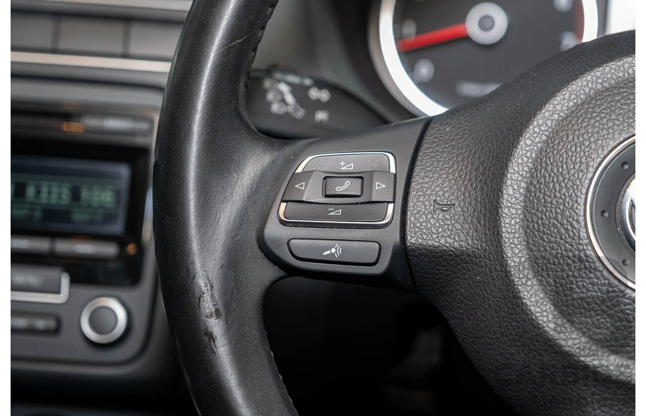 3/2013 Volkswagen Polo 77 TSI Comfortline 6R MY13 5d Hatchback Silver Turbo 1.2L