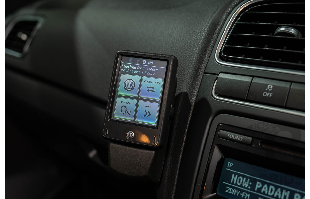 3/2013 Volkswagen Polo 77 TSI Comfortline 6R MY13 5d Hatchback Silver Turbo 1.2L