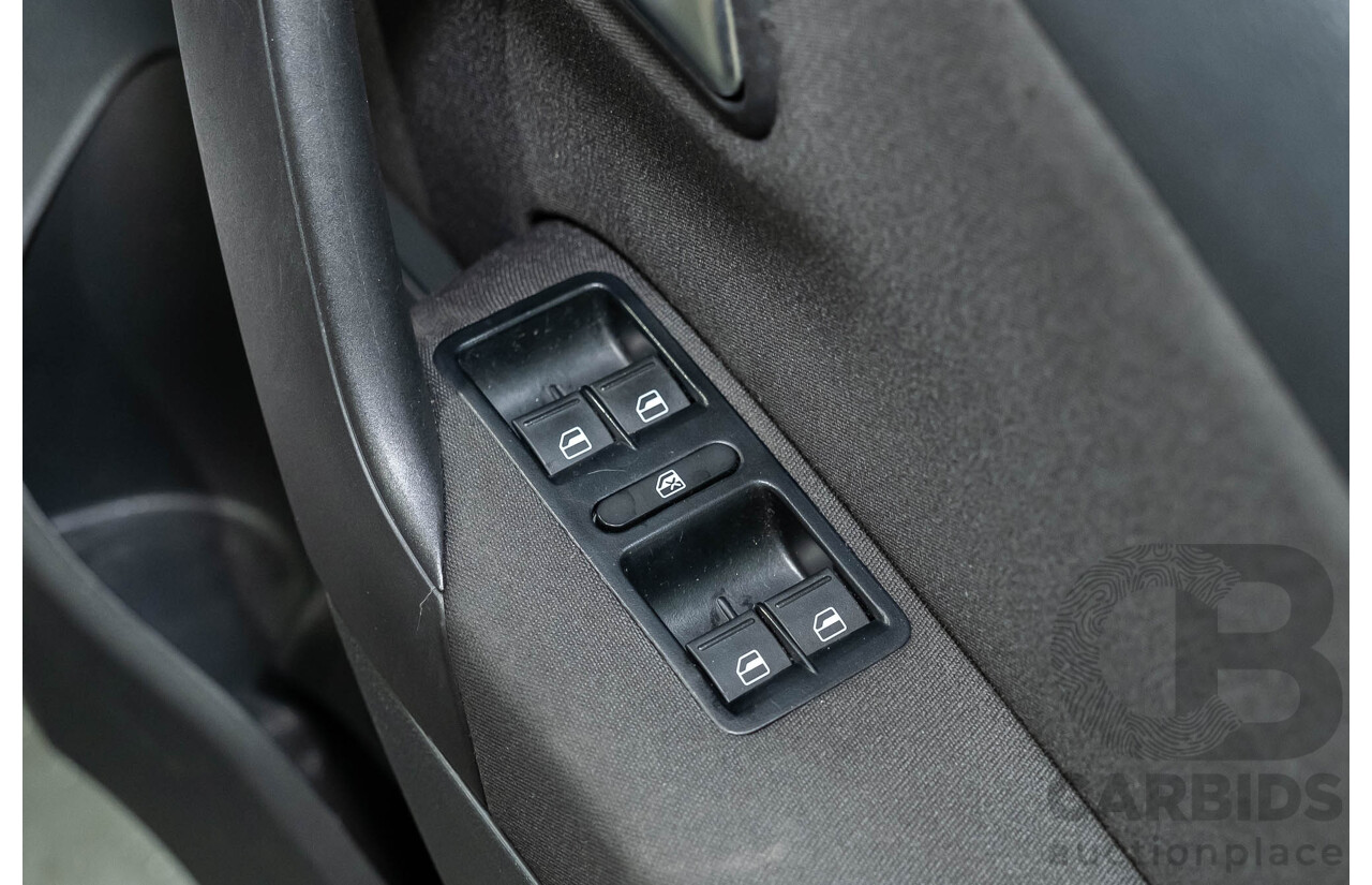 3/2013 Volkswagen Polo 77 TSI Comfortline 6R MY13 5d Hatchback Silver Turbo 1.2L