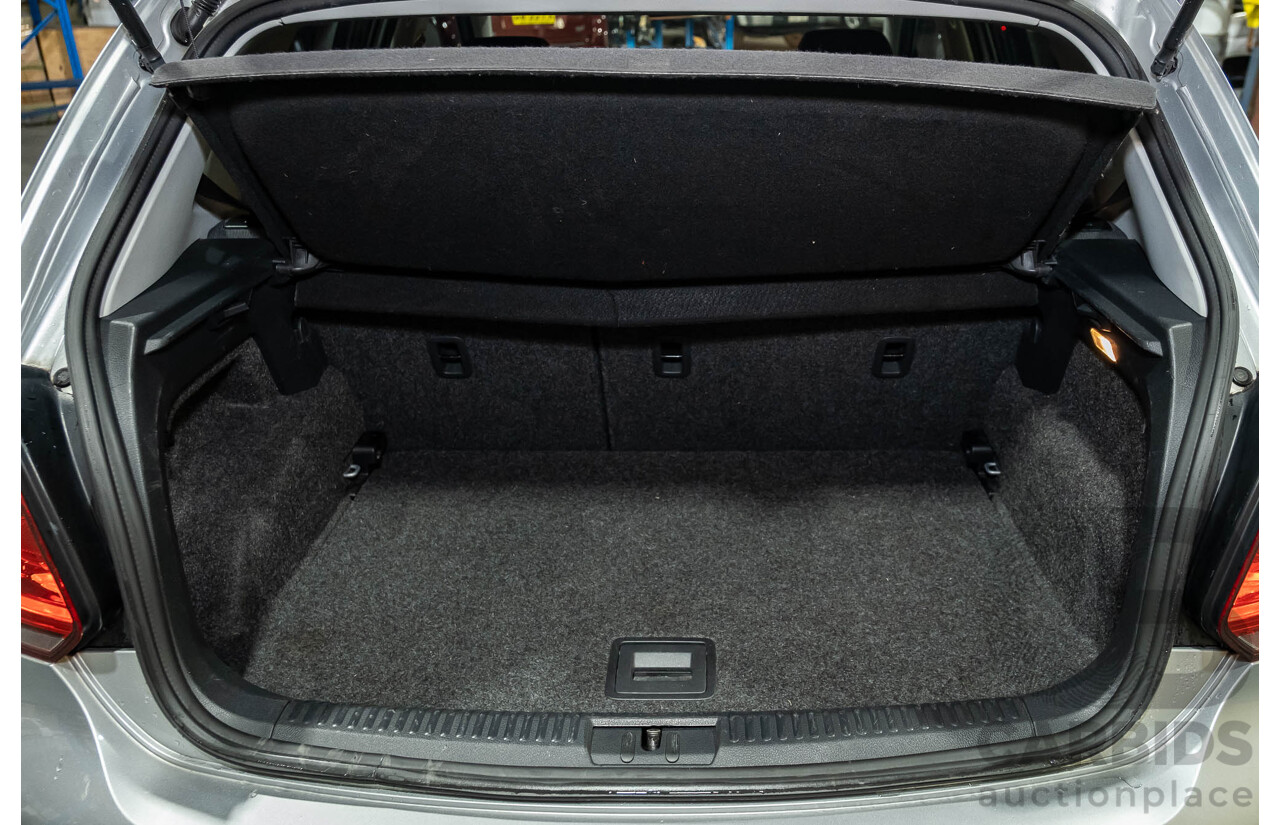 3/2013 Volkswagen Polo 77 TSI Comfortline 6R MY13 5d Hatchback Silver Turbo 1.2L