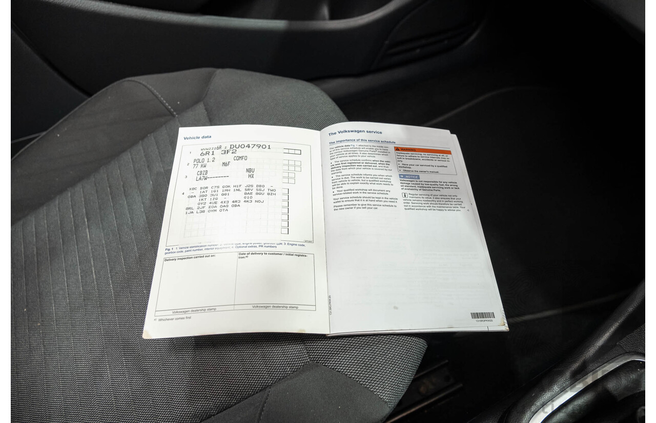 3/2013 Volkswagen Polo 77 TSI Comfortline 6R MY13 5d Hatchback Silver Turbo 1.2L