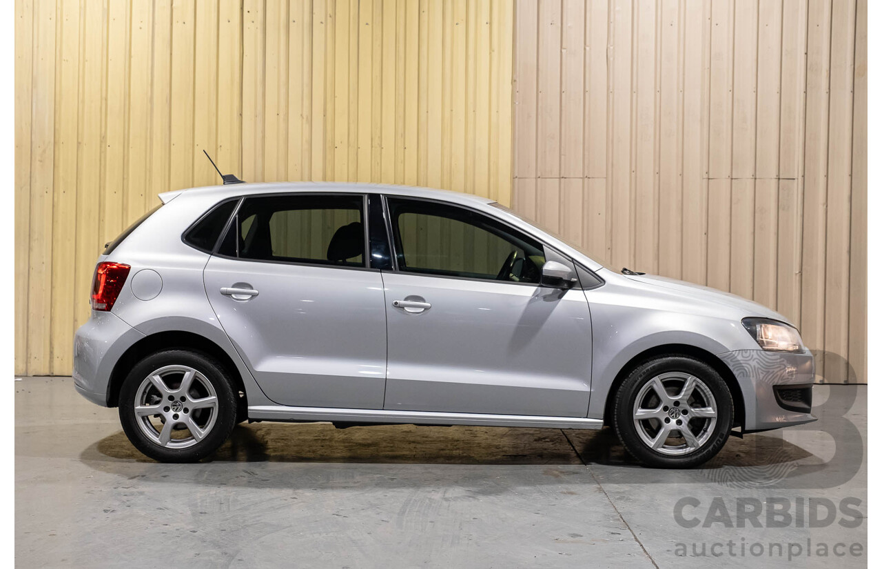 3/2013 Volkswagen Polo 77 TSI Comfortline 6R MY13 5d Hatchback Silver Turbo 1.2L