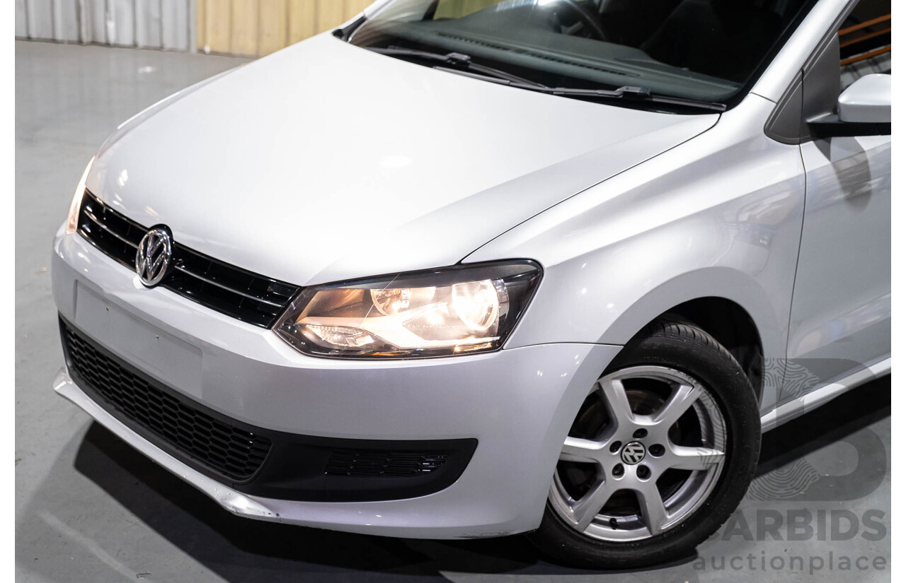 3/2013 Volkswagen Polo 77 TSI Comfortline 6R MY13 5d Hatchback Silver Turbo 1.2L