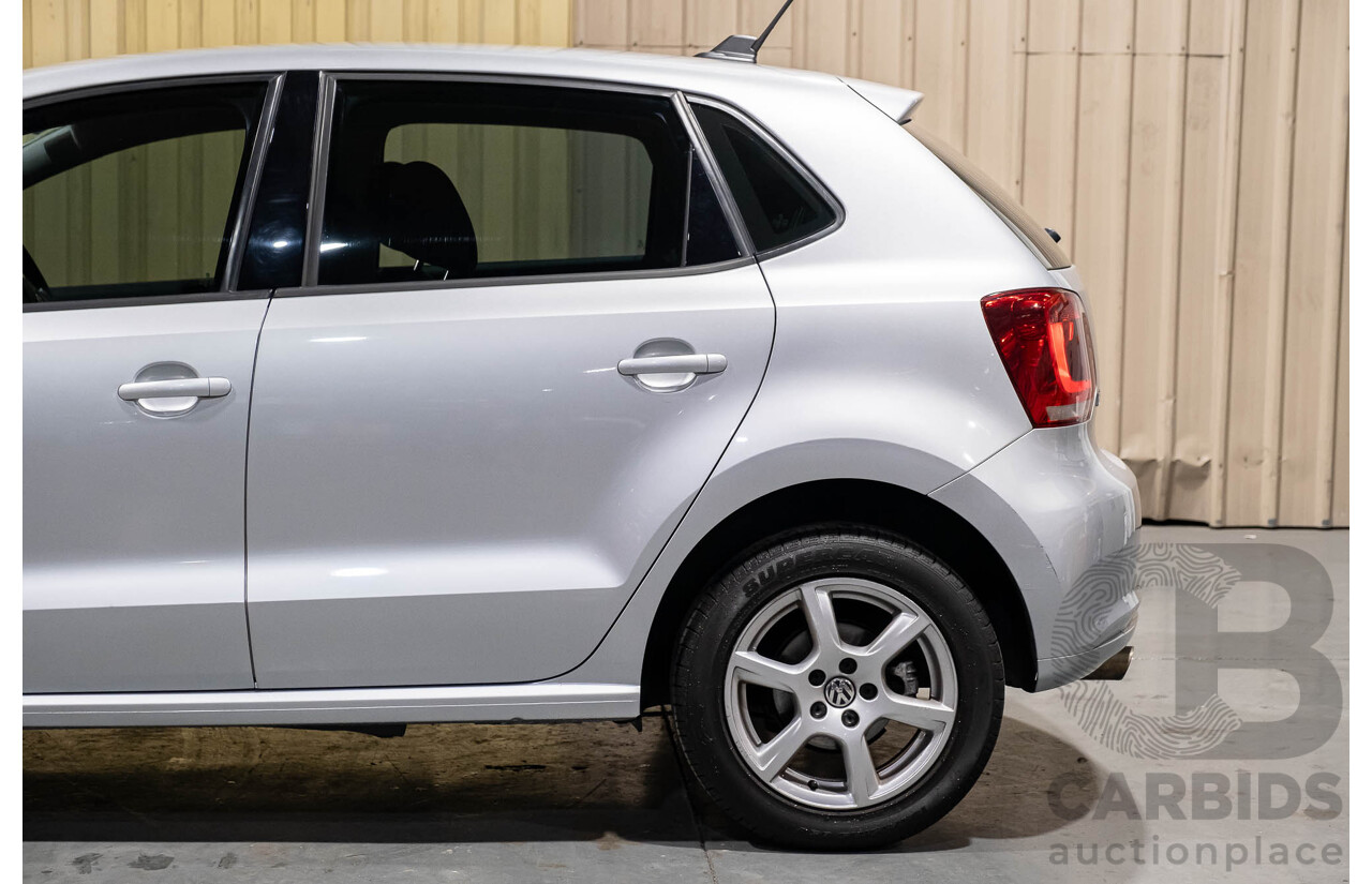 3/2013 Volkswagen Polo 77 TSI Comfortline 6R MY13 5d Hatchback Silver Turbo 1.2L