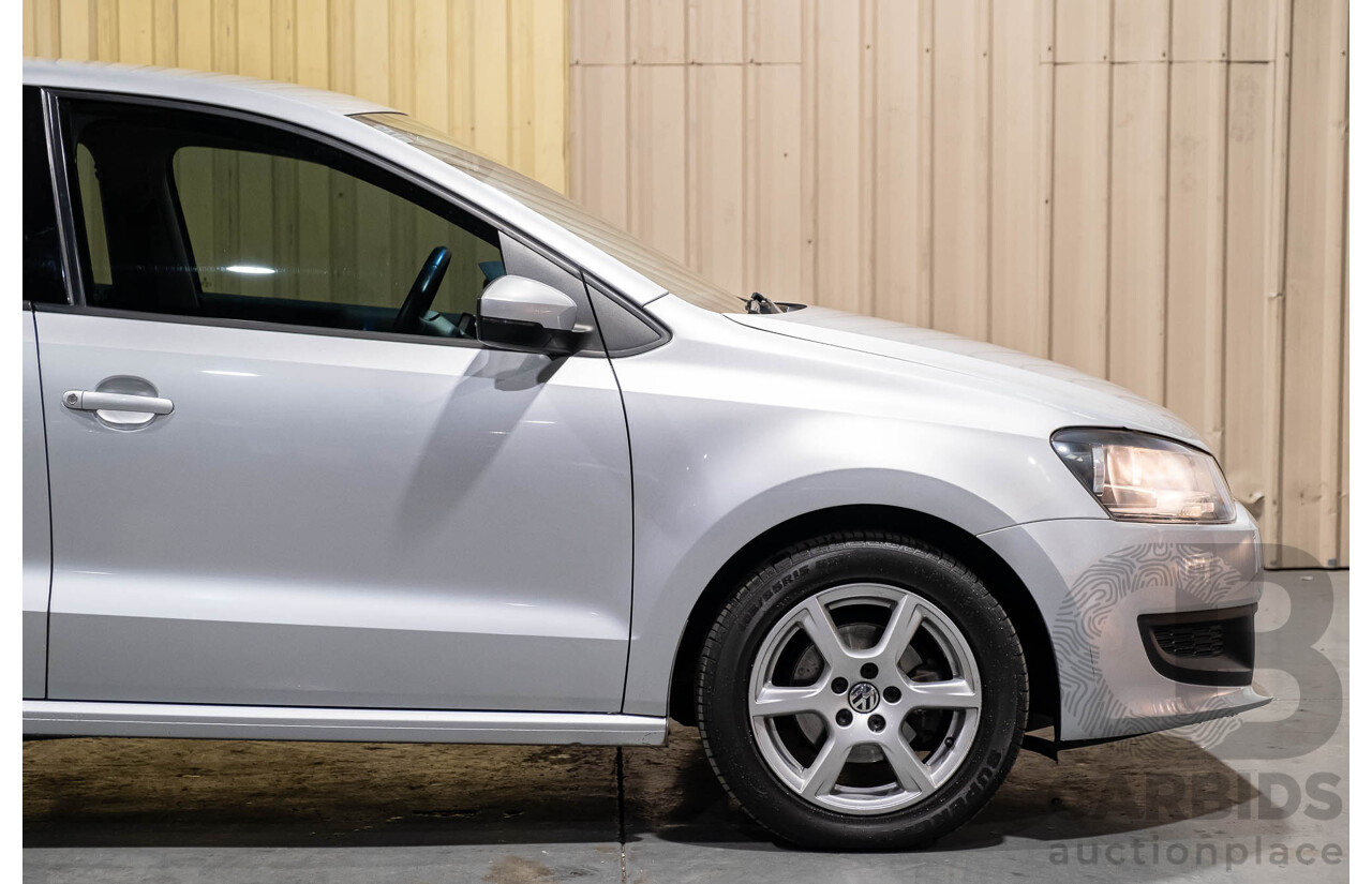3/2013 Volkswagen Polo 77 TSI Comfortline 6R MY13 5d Hatchback Silver Turbo 1.2L