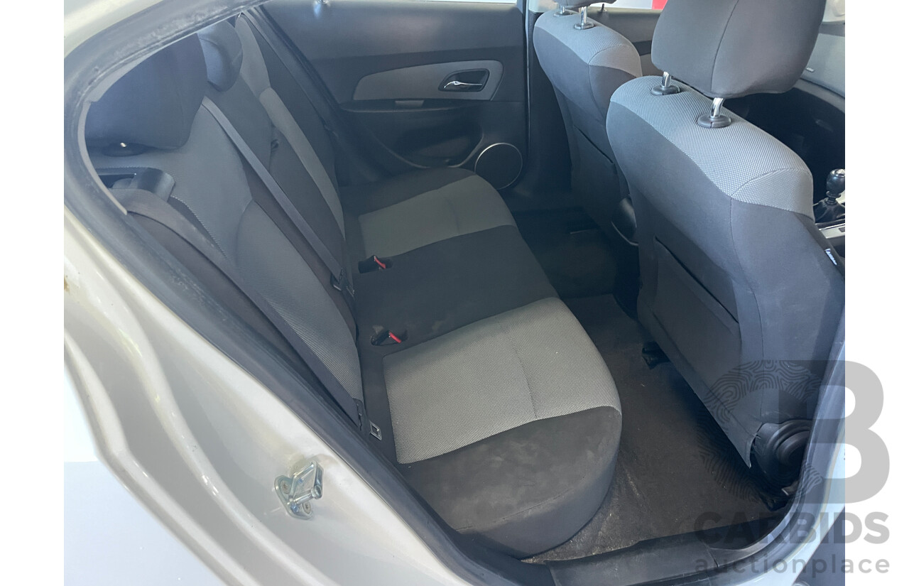 3/2011 Holden Cruze CD JG 4d Sedan White 1.8L