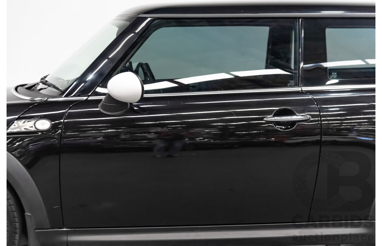 1/2012 Mini Cooper RAY R56 MY12 2d Hatchback Black 1.6L