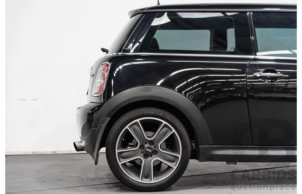 1/2012 Mini Cooper RAY R56 MY12 2d Hatchback Black 1.6L