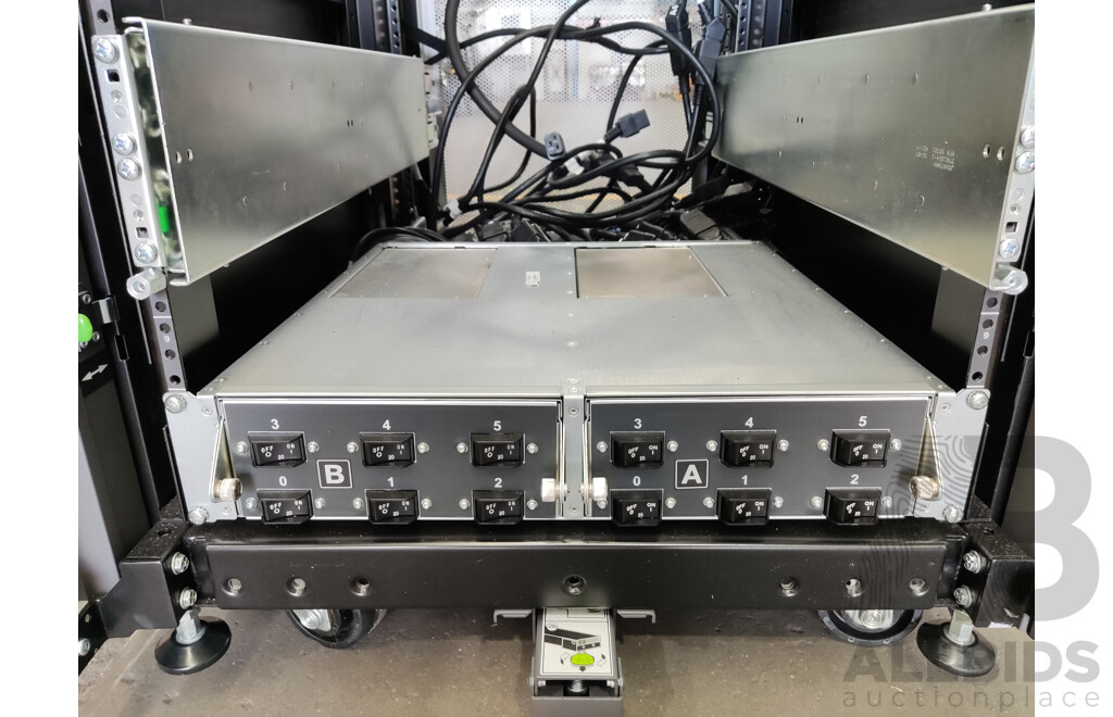 Sun Microsystems (NGR900R) Rack 900 19-Inch 42RU Rack Mount Cabinet W/ Power Distribution Units and Sun Cabinet Modular Power System