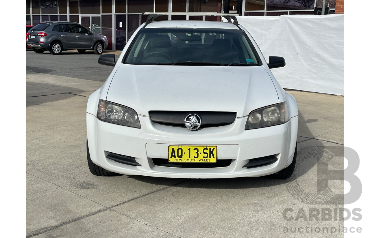 8/2007 Holden Commodore Omega VE 4d Sedan White 3.6L