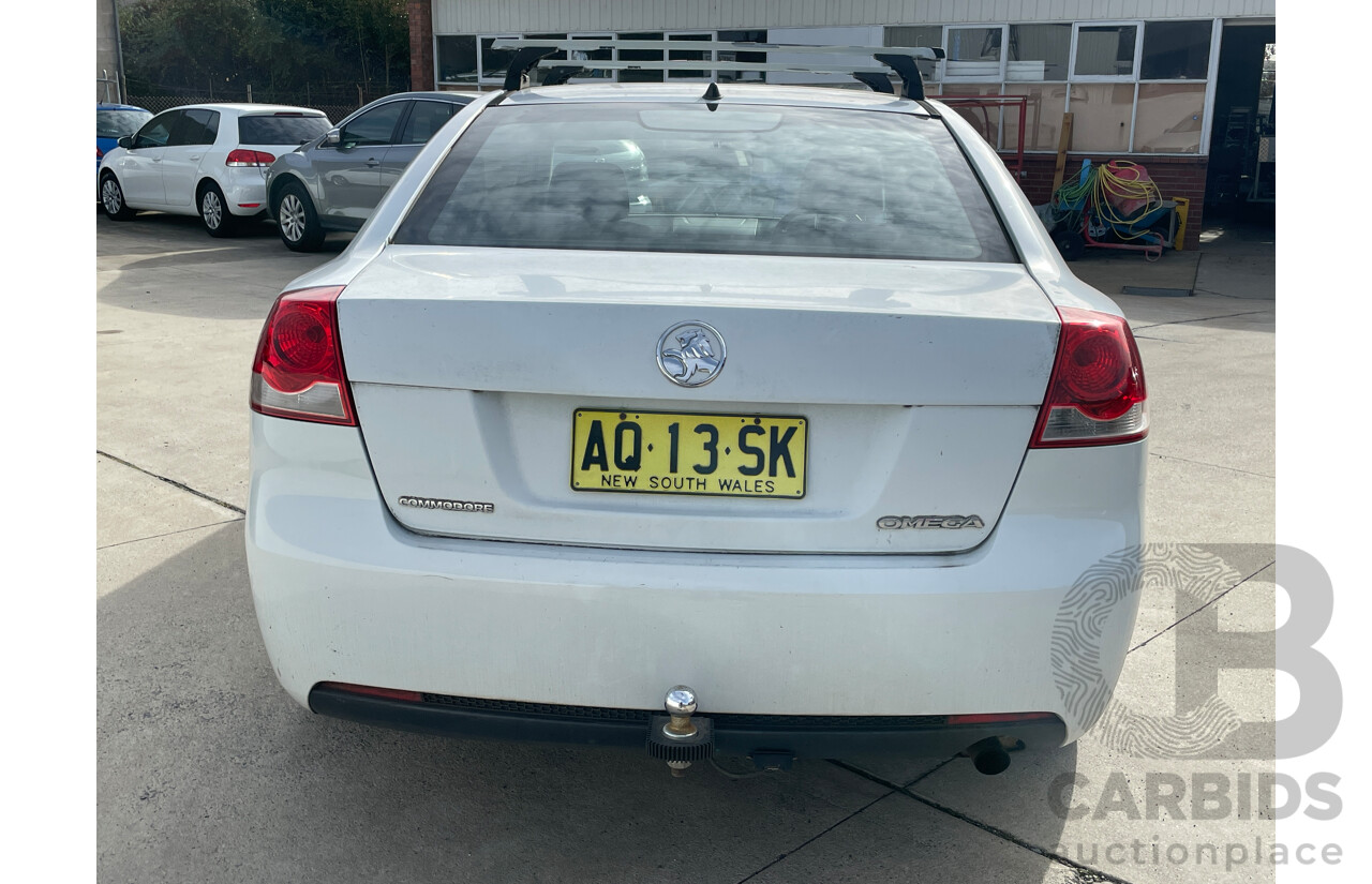 8/2007 Holden Commodore Omega VE 4d Sedan White 3.6L