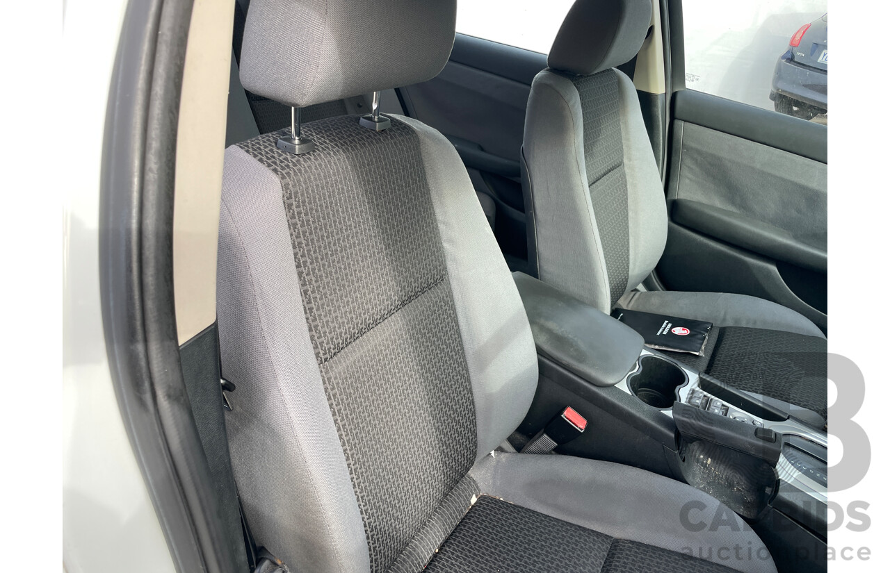 8/2007 Holden Commodore Omega VE 4d Sedan White 3.6L