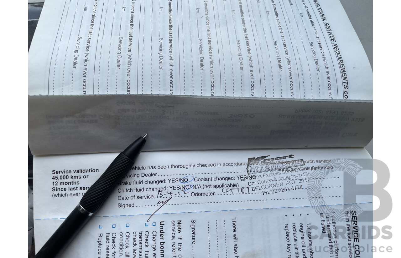 8/2007 Holden Commodore Omega VE 4d Sedan White 3.6L