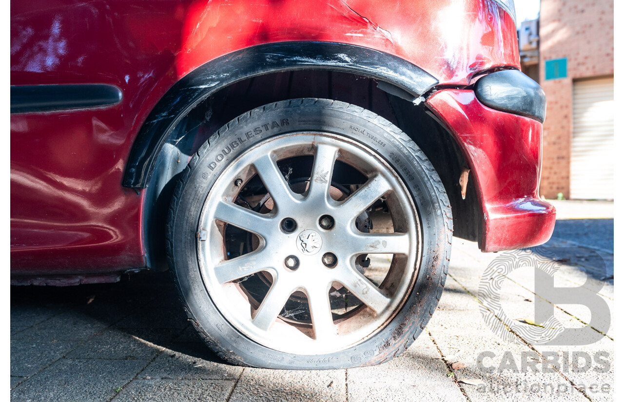 5/2002 Peugeot 206 GTi 3d Hatchback Red 2.0L - Racing setup