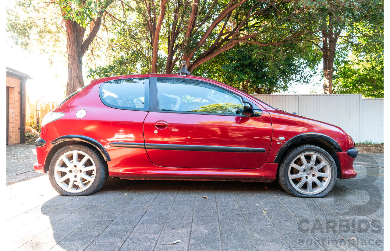 5/2002 Peugeot 206 GTi 3d Hatchback Red 2.0L - Racing setup