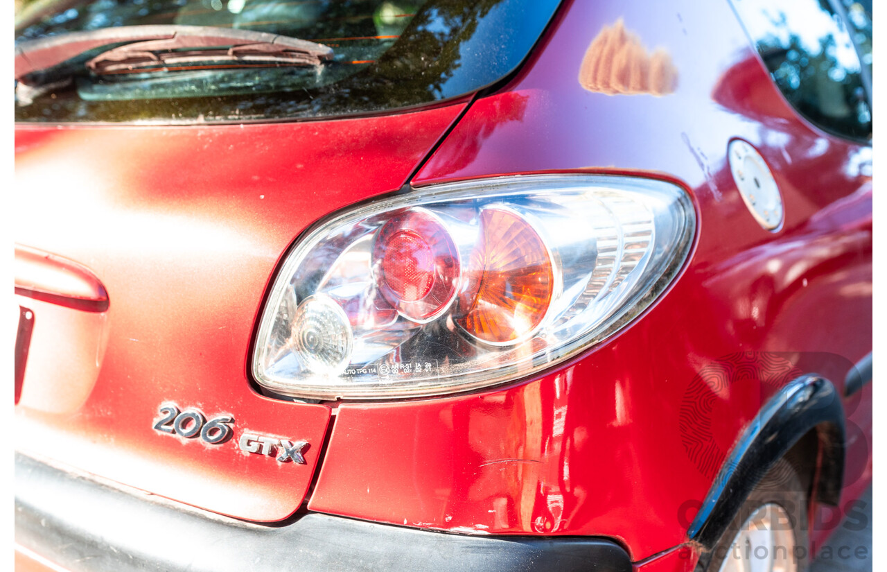 5/2002 Peugeot 206 GTi 3d Hatchback Red 2.0L - Racing setup