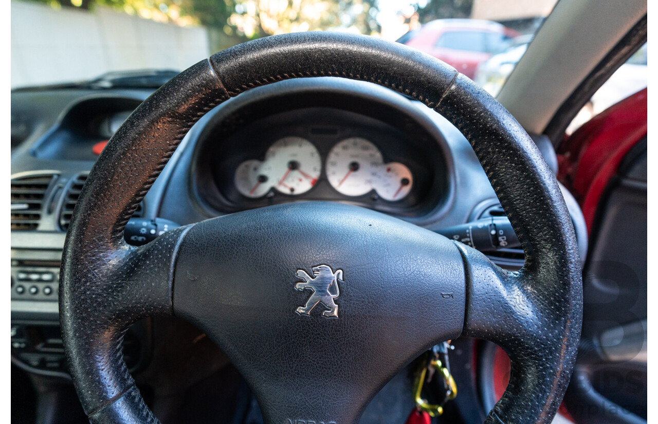 5/2002 Peugeot 206 GTi 3d Hatchback Red 2.0L - Racing setup