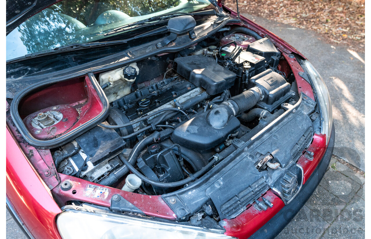 5/2002 Peugeot 206 GTi 3d Hatchback Red 2.0L - Racing setup