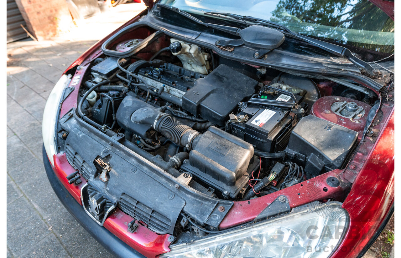 5/2002 Peugeot 206 GTi 3d Hatchback Red 2.0L - Racing setup