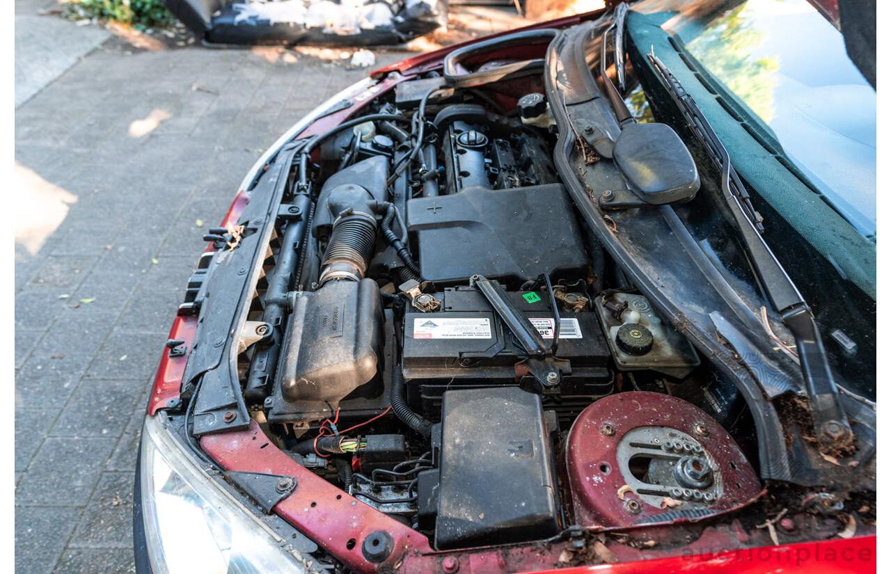 5/2002 Peugeot 206 GTi 3d Hatchback Red 2.0L - Racing setup