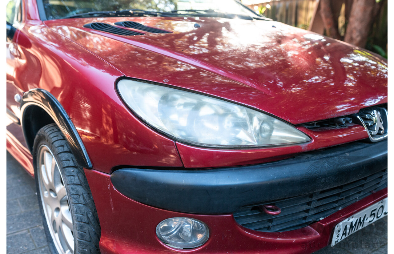 5/2002 Peugeot 206 GTi 3d Hatchback Red 2.0L - Racing setup