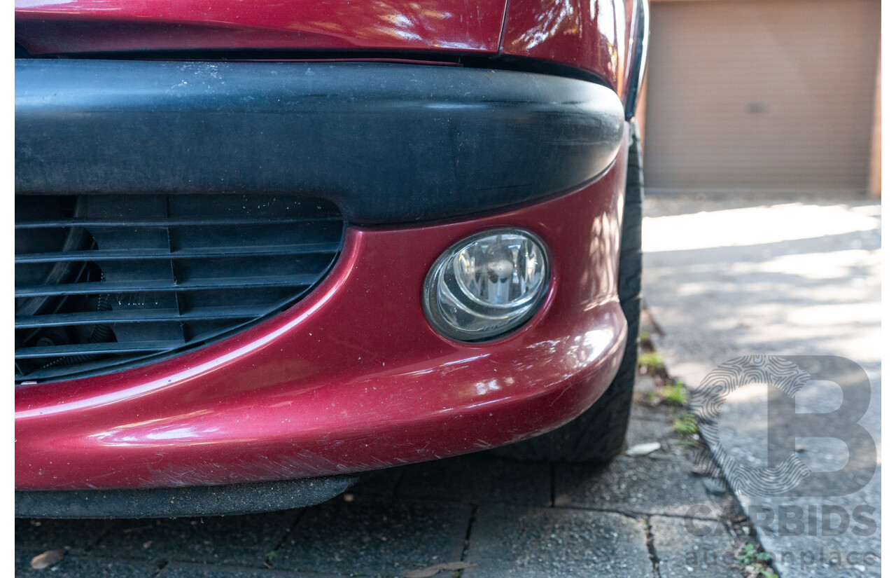 5/2002 Peugeot 206 GTi 3d Hatchback Red 2.0L - Racing setup