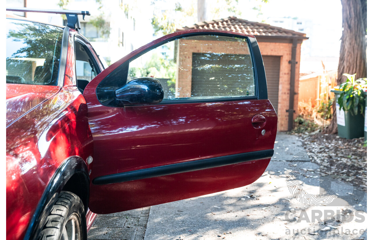 5/2002 Peugeot 206 GTi 3d Hatchback Red 2.0L - Racing setup