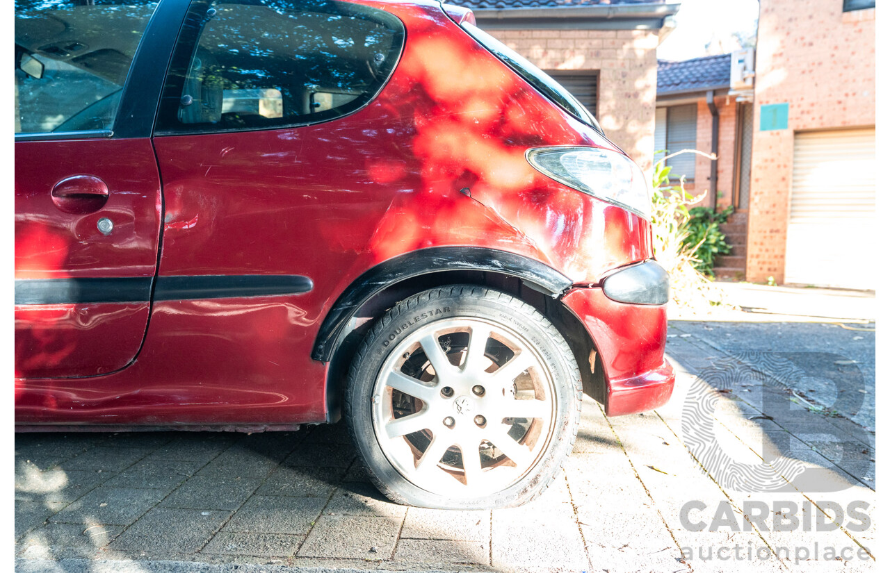 5/2002 Peugeot 206 GTi 3d Hatchback Red 2.0L - Racing setup