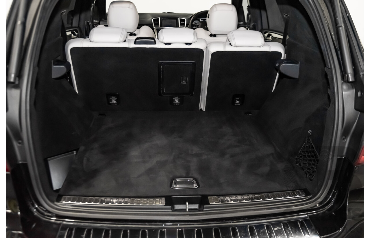 5/2014 Mercedes-Benz ML 63 AMG (4x4) 166 4d Wagon Black 5.5L Twin Turbo V8