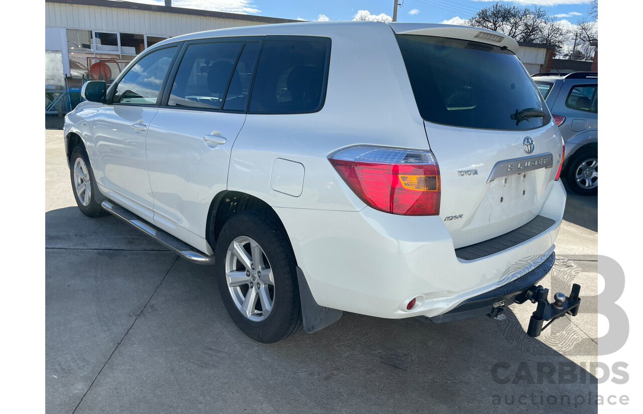 11/2009 Toyota Kluger KX-R (fwd) 5 SEAT GSU40R 4d Wagon White 3.5L