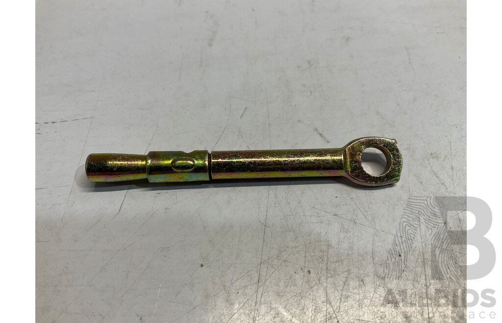 HILTI (253664) M6 X 63 Ceilng Anchor 100 Pieces (X2) - Lot of 2 - Estimated ORP $400.00