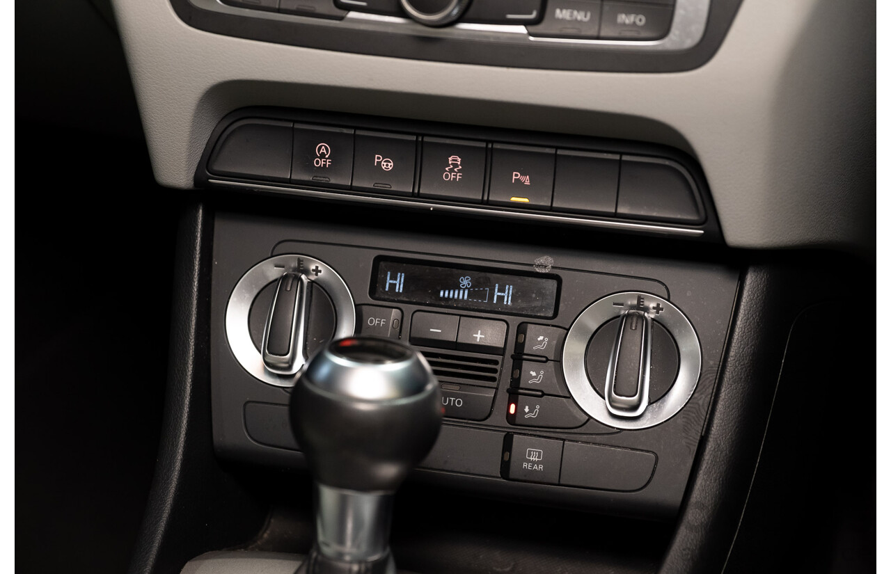 5/2014 Audi Q3 2.0 TFSI Quattro (125kw) 8U MY14 4d Wagon Metallic Dark Blue Turbo 2.0L