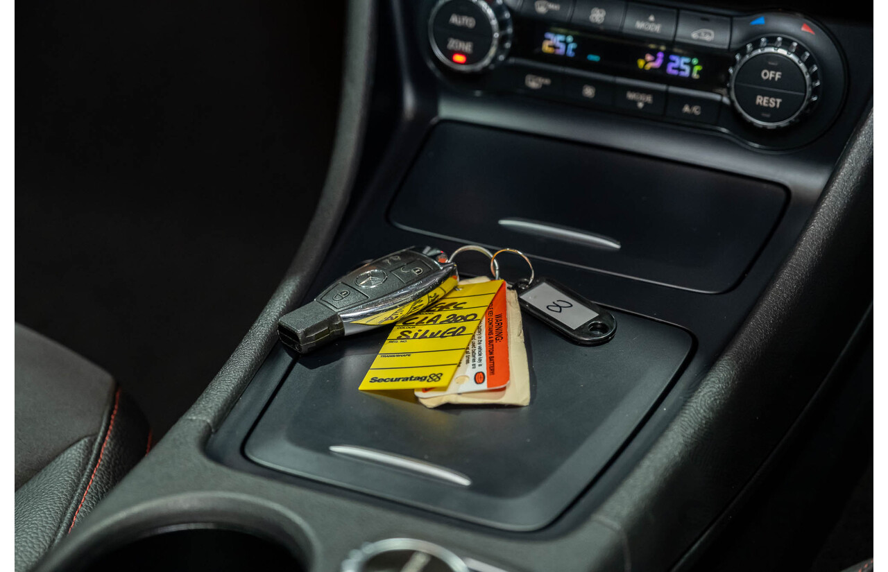 5/2015 Mercedes-Benz CLA 200 Shooting Brake AMG Package 117 4d Wagon Polar Silver Metallic Turbo 1.6L