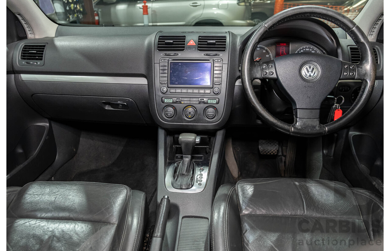 3/2006 Volkswagen Golf 2.0 FSI Sportline 1K 5d Hatchback Black 2.0L