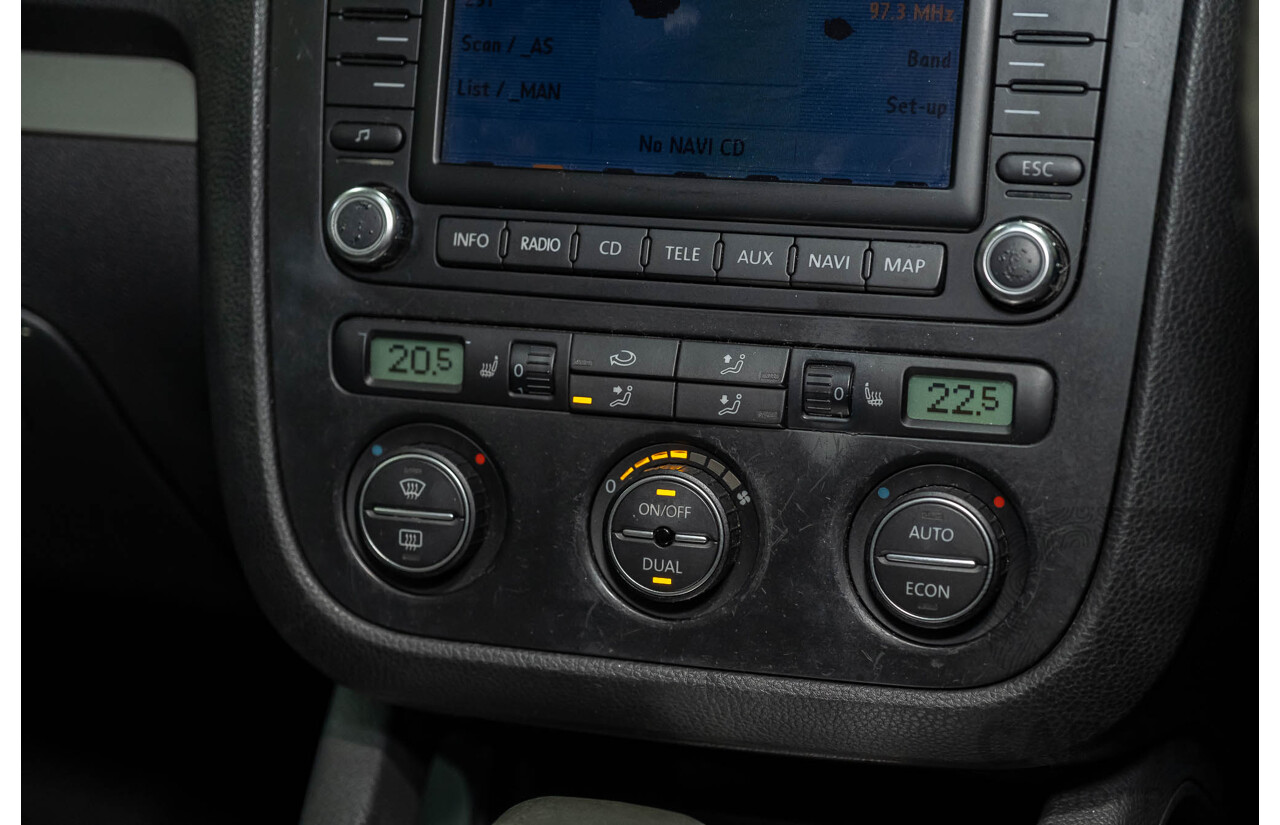 3/2006 Volkswagen Golf 2.0 FSI Sportline 1K 5d Hatchback Black 2.0L