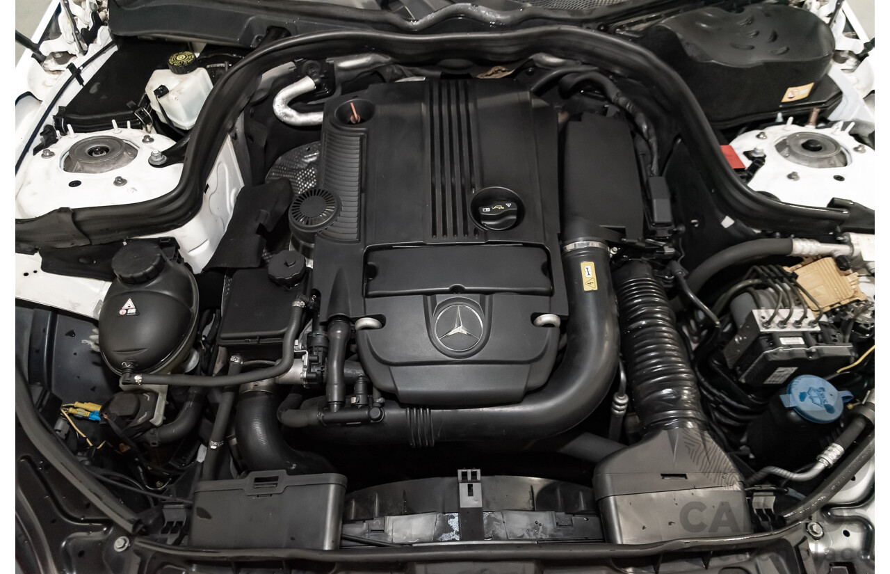 4/2013 Mercedes-Benz E200 Elegance BE 212 4d Sedan White 1.8L Turbo