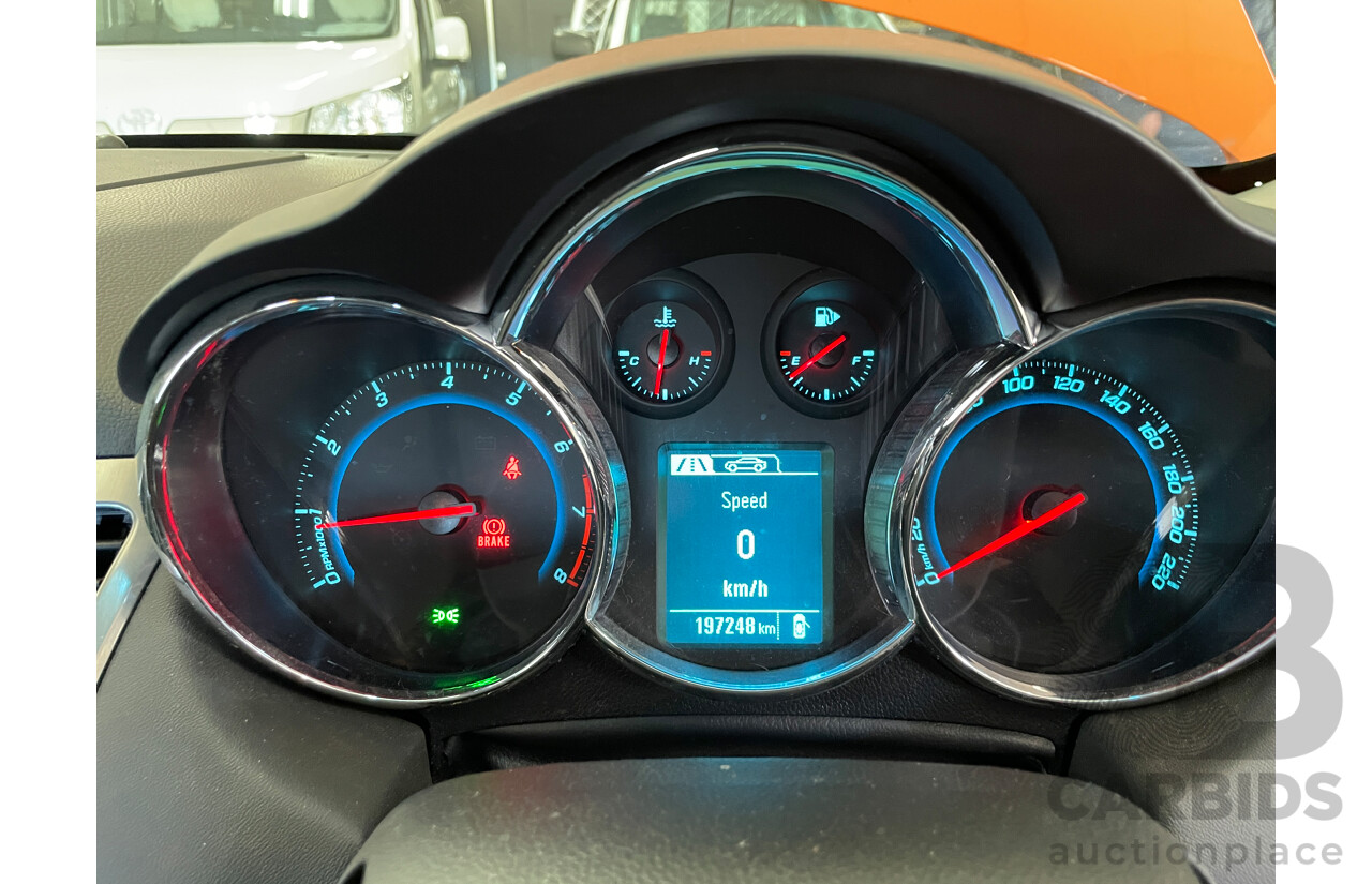 7/2013 Holden Cruze SRi V JH MY14 5d Hatchback Orange 1.6L