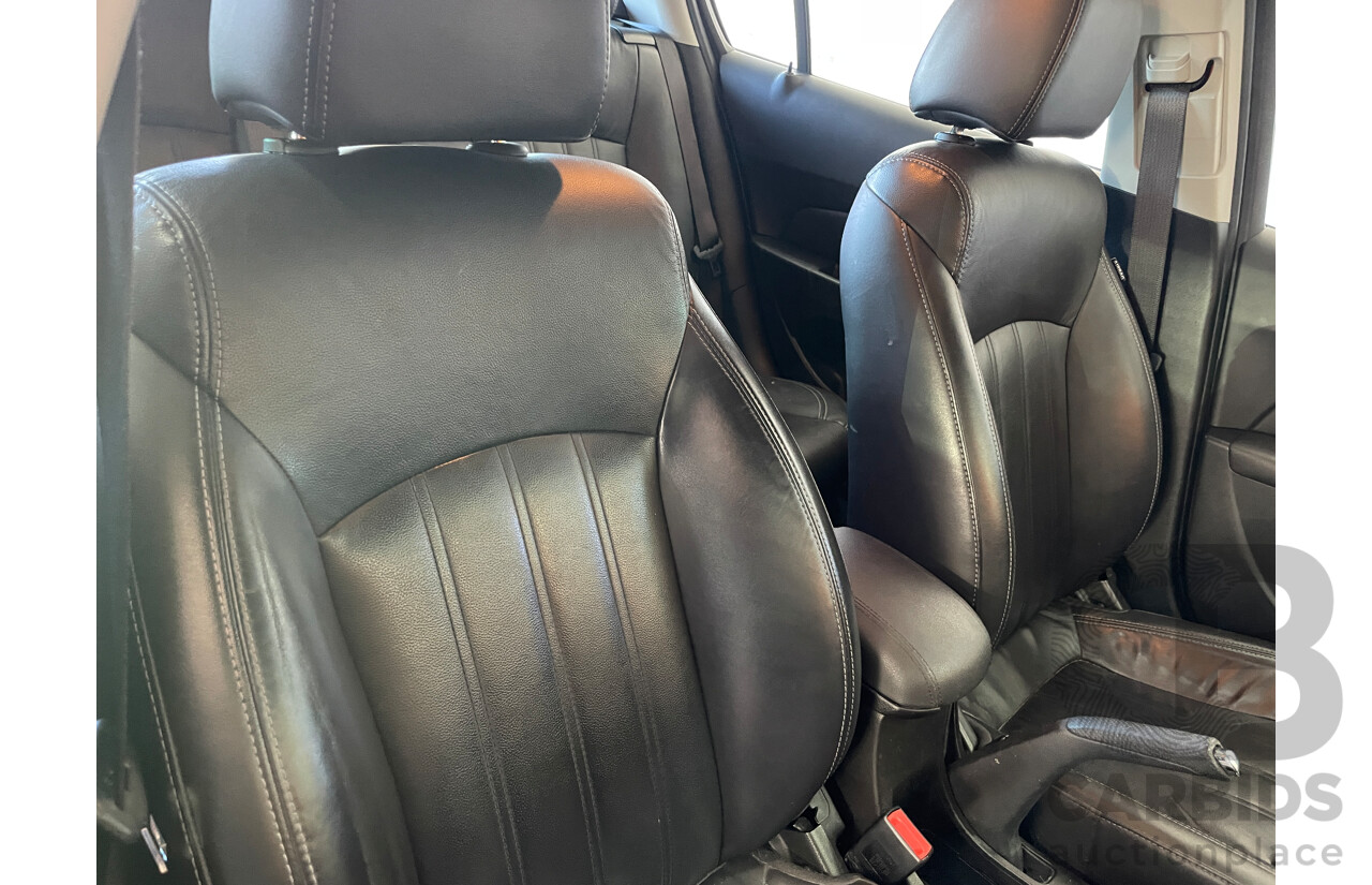 7/2013 Holden Cruze SRi V JH MY14 5d Hatchback Orange 1.6L