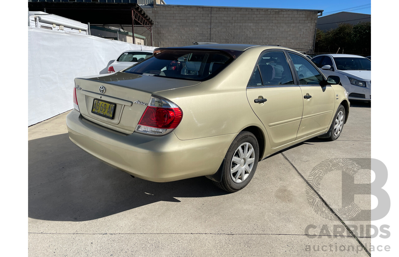 11/2004 Toyota Camry Altise ACV36R 4d Sedan Gold 2.4L