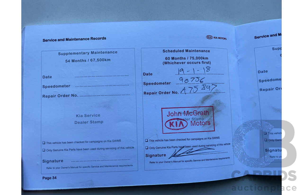 5/2013 Kia Grand Carnival Si VQ MY13 4d Wagon White 3.5L